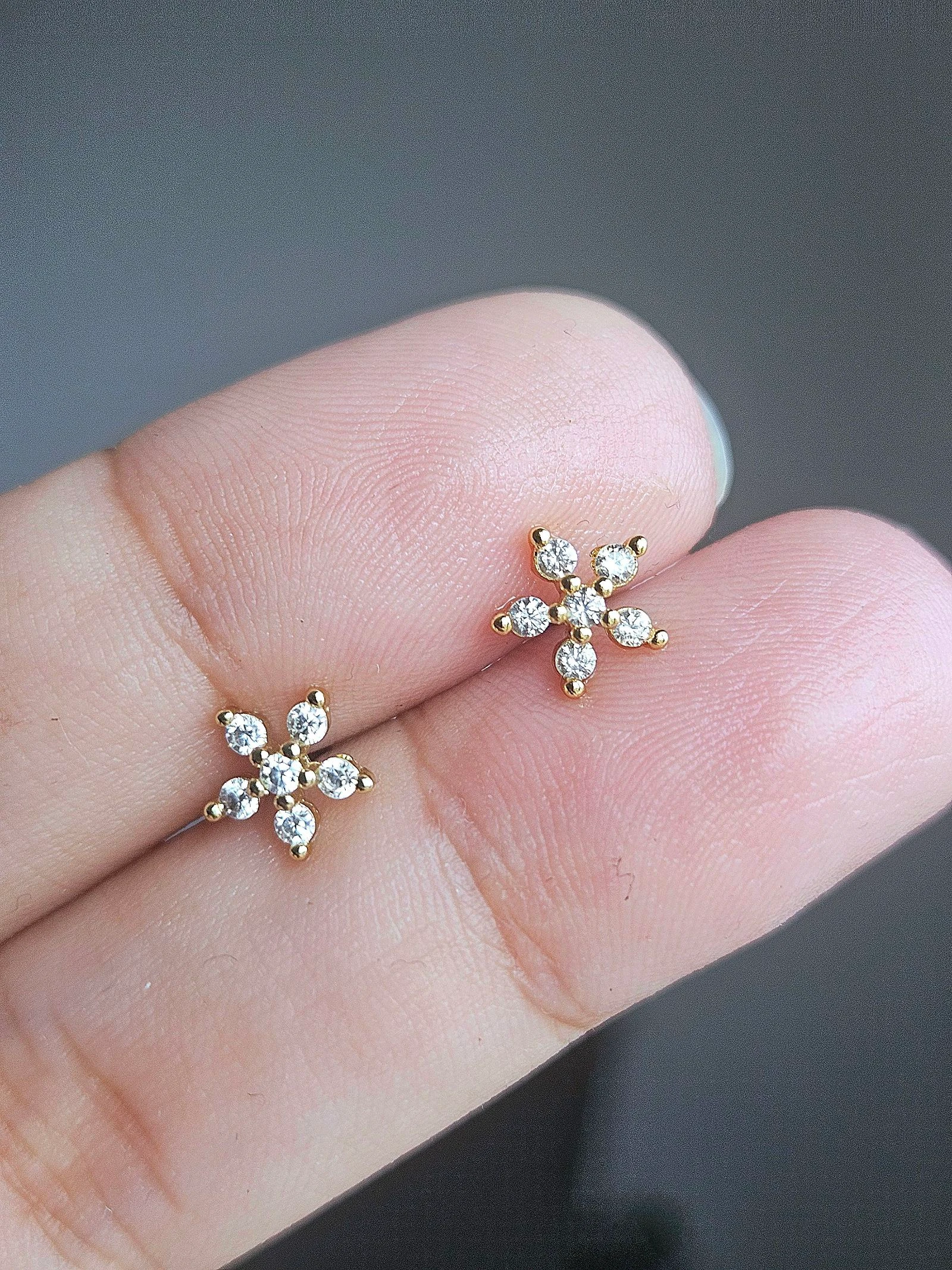 Stainless steel earring – photo 2